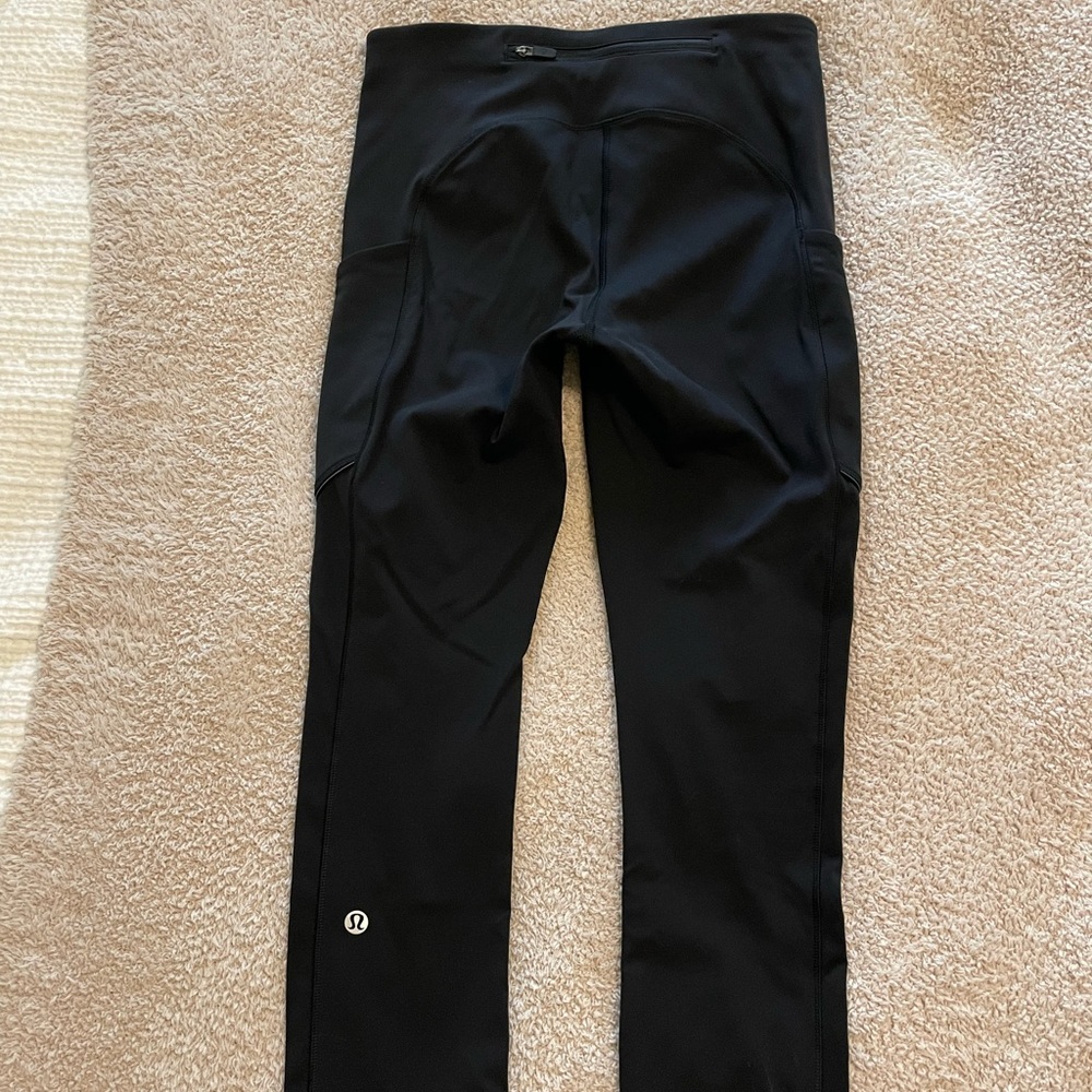 NWOT Lululemon black tights size 4, 21” inseam
